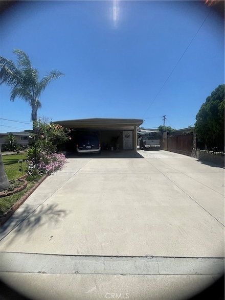 531 W Ramona Dr, Rialto, CA 92376