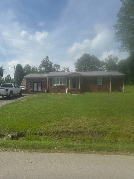 3537 Merle Travis Hwy, Beechmont, KY 42323