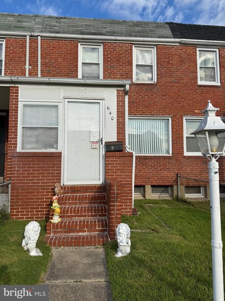 640 Aldworth Rd, Dundalk, MD 21222