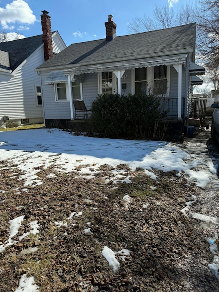 528 E Coy Ave, Hazel Park, MI 48030