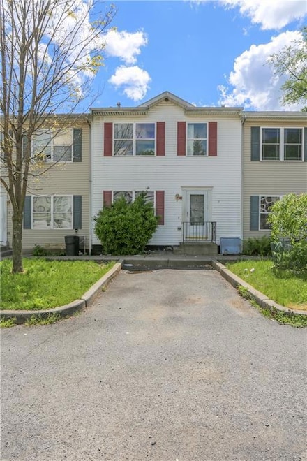 117 Bethune Blvd Unit 3, Spring Valley, NY 10977