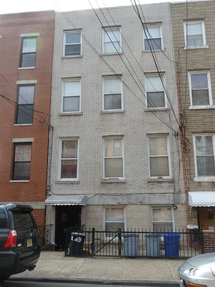 824 Garden St Unit 4, Hoboken, NJ 07030
