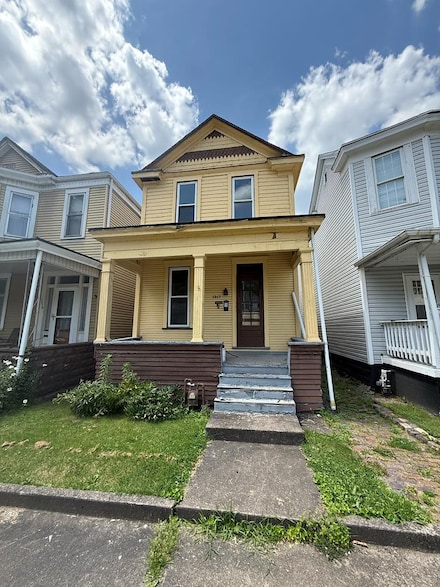 1017 Garfield St, McMechen, WV 26040