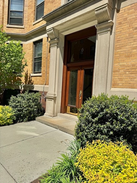 6 Newport Rd Unit 8, Cambridge, MA 02140