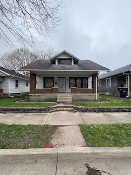 938 Sheridan St, Richmond, IN 47374