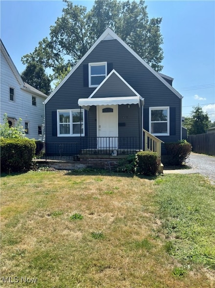 426 11th St, Elyria, OH 44035