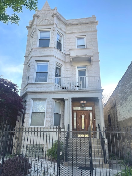5532 N Broadway St Unit 1, Chicago, IL 60640