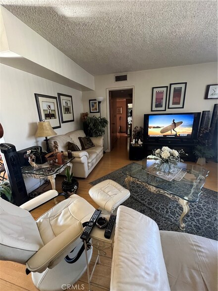 330 N Howard St Unit 311, Glendale, CA 91206
