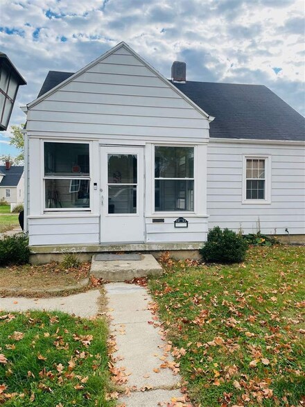 359 W High St, Hagerstown, IN 47346