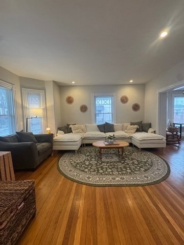 58 Saunders St, Allston, MA 02134