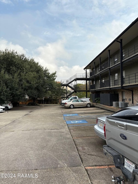 701 S College Rd Unit 307, Lafayette, LA 70503