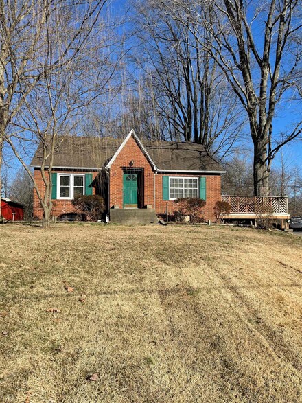 2404 E Lake Rd, Princeton, IN 47670