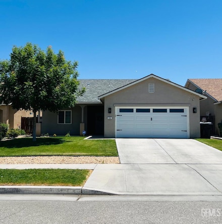 318 Smoke Tree Ct, Wasco, CA 93280