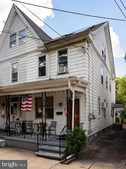 129 W Union St, Burlington, NJ 08016