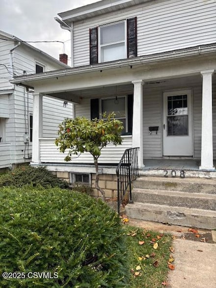 208 N Broad St, Selinsgrove, PA 17870