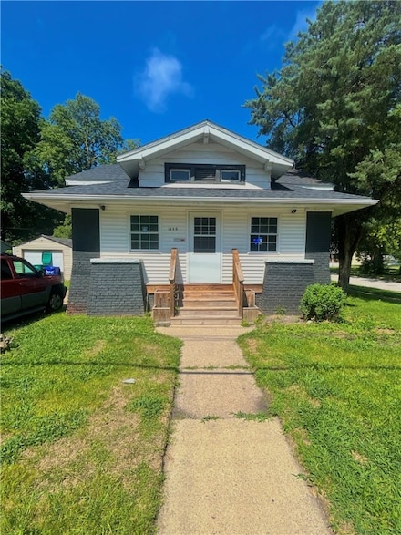 1459 N Jasper St, Decatur, IL 62526