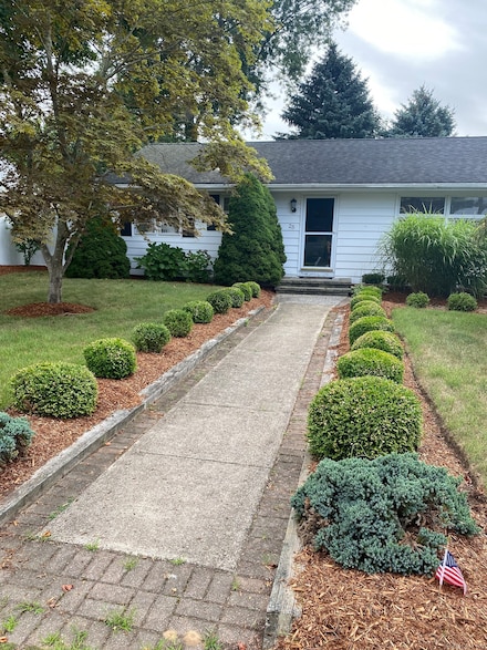 25 Fenwood Rd, Old Saybrook, CT 06475