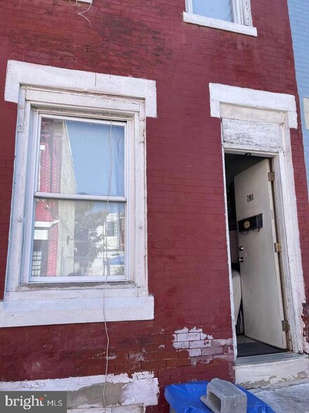 2811 N Mutter St, Philadelphia, PA 19133