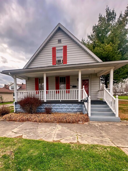 811 N Prince St, Princeton, IN 47670
