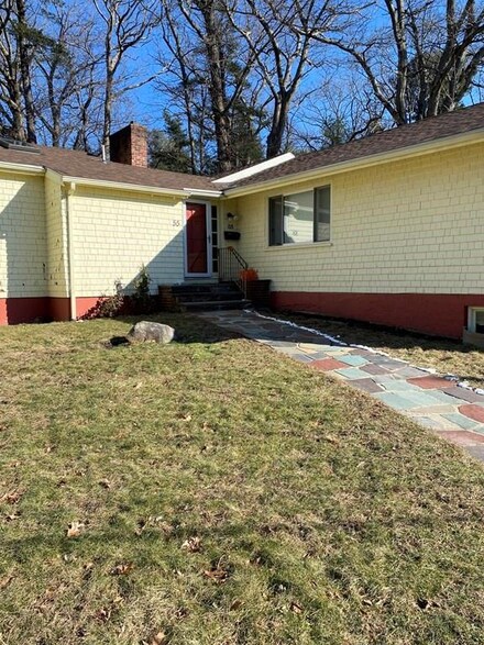 55 Lewis Rd, Swampscott, MA 01907