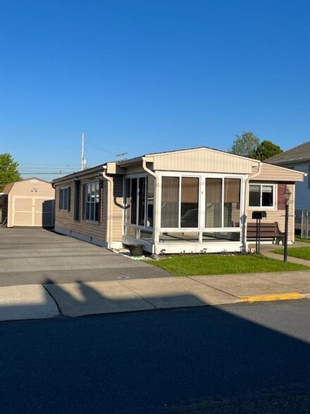 821 Miller St, Easton, PA 18042