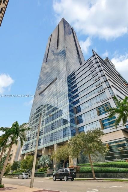 1435 Brickell Ave Unit 3011, Miami, FL 33131