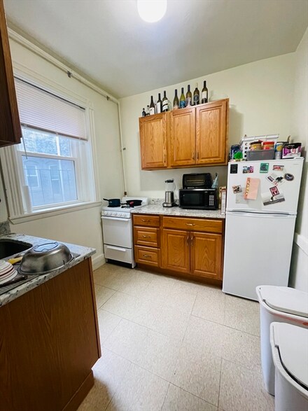 14 Palace Rd Unit 6, Boston, MA 02115