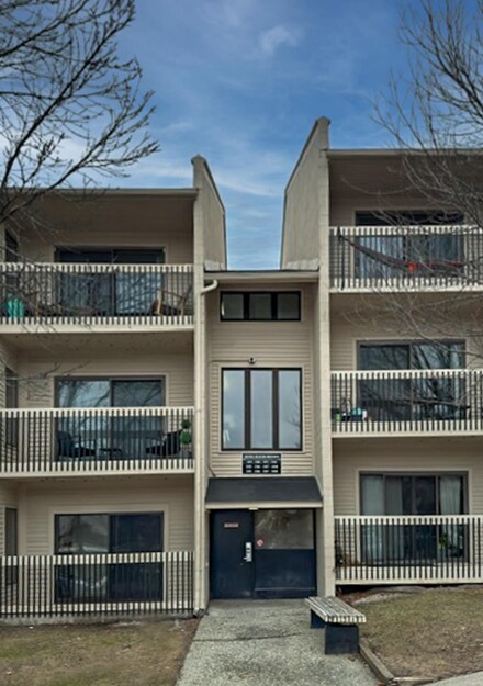 47 S Williams St Unit 205, Burlington, VT 05401