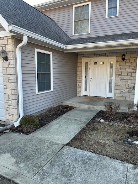 5703 W Vinca Ln, Ellettsville, IN 47429