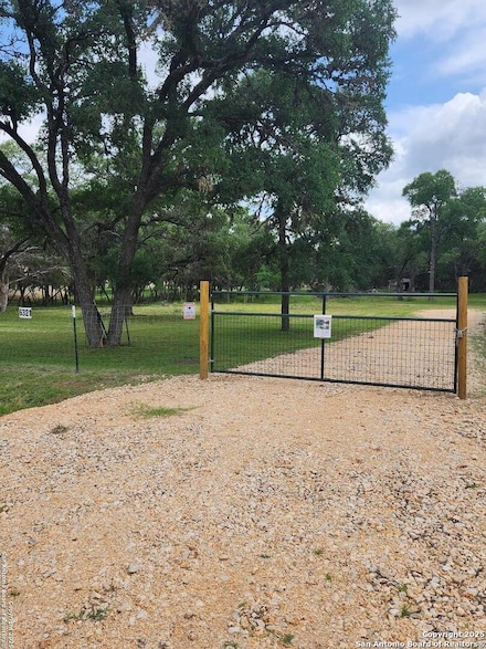 6321 Circle Oak Dr, Bulverde, TX 78163
