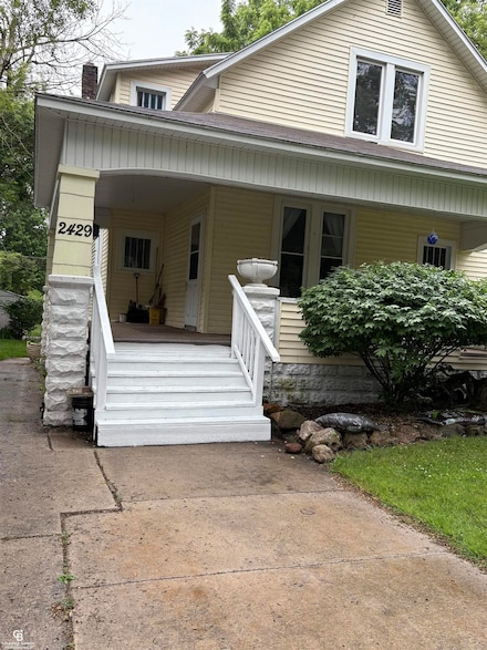 2429 Walnut St, Port Huron, MI 48060