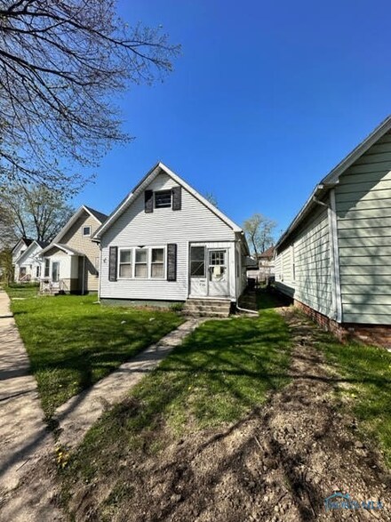 726 Thayer St, Toledo, OH 43609