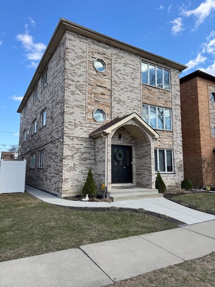 2915 N 74th Ave Unit 2, Elmwood Park, IL 60707