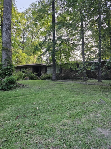 1313 Allisonway St, Waynesboro, MS 39367