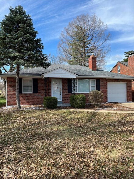 5237 Mccausland Ave, Saint Louis, MO 63109