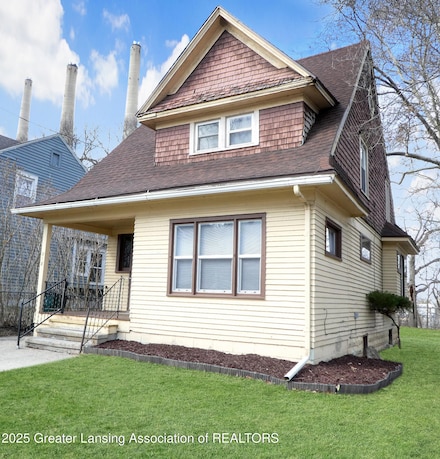 218 Woodlawn Ave, Lansing, MI 48910
