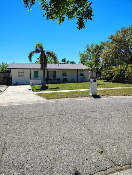 8588 95th Ave, Seminole, FL 33777
