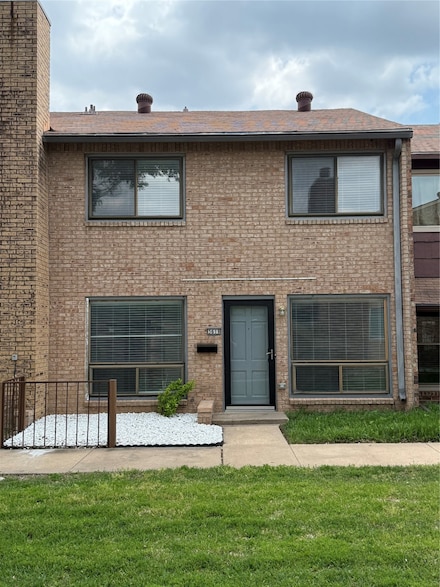 3618 Holly Tree Trail, Garland, TX 75044
