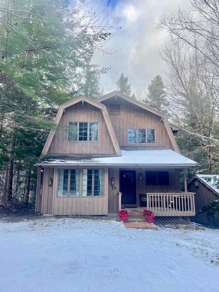 35 Viking Village Rd, Newry, ME 04261