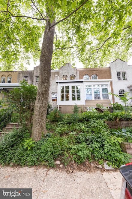 3429 Osmond St, Philadelphia, PA 19129