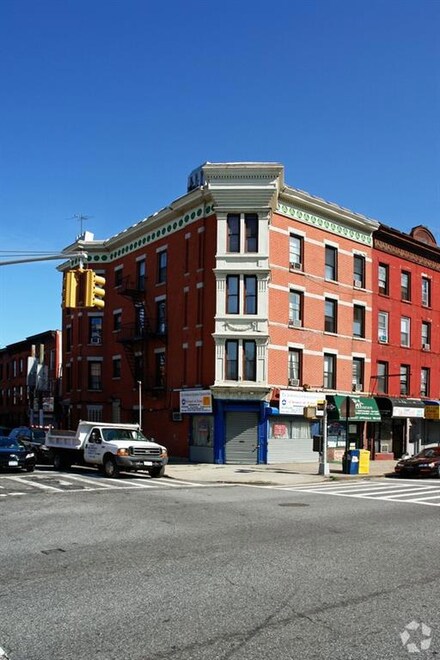 526 4th Ave, Brooklyn, NY 11215