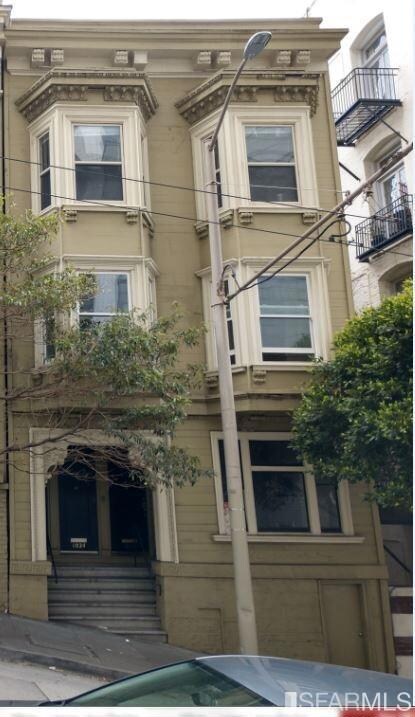 1022 Sacramento St, San Francisco, CA 94108