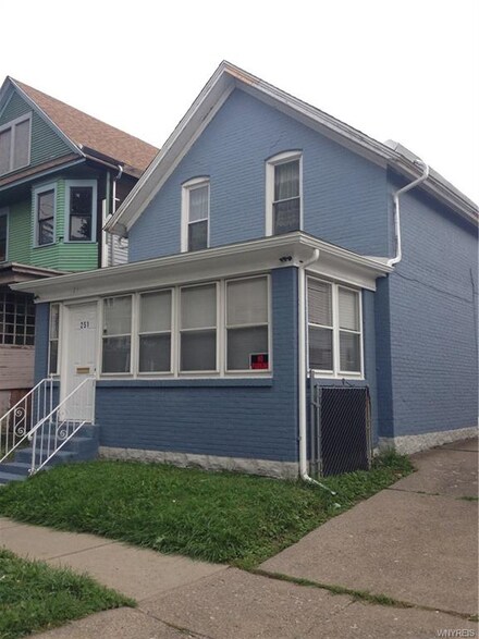251 Breckenridge St, Buffalo, NY 14213