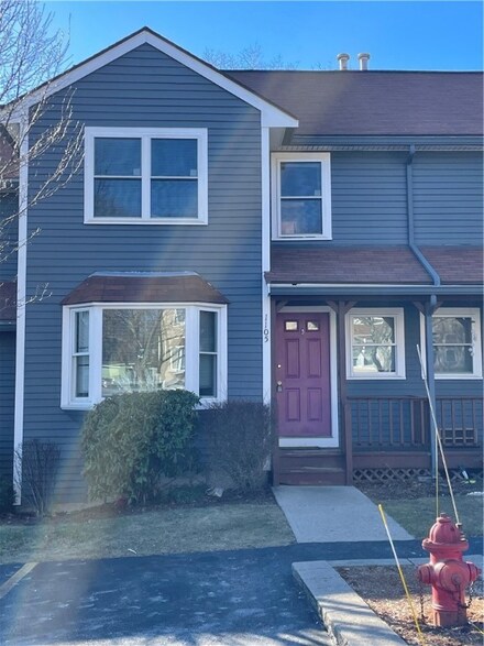 200 Heroux Blvd Unit 1105, Cumberland, RI 02864