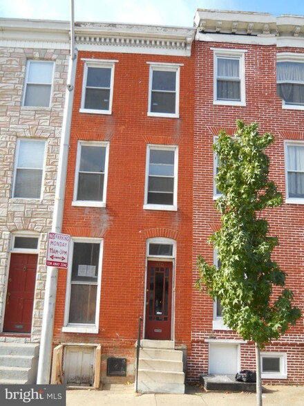 320 N Mount St, Baltimore, MD 21223