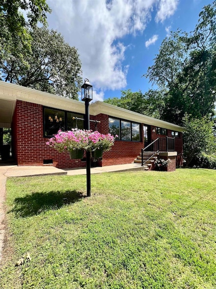 506 W Clinton St, Heber Springs, AR 72543