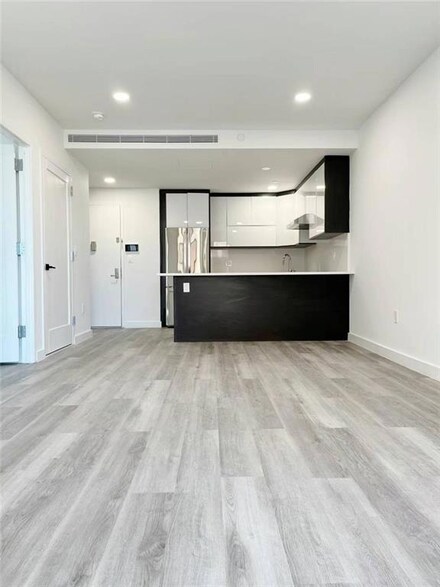 1238 63rd St Unit 448, Brooklyn, NY 11219