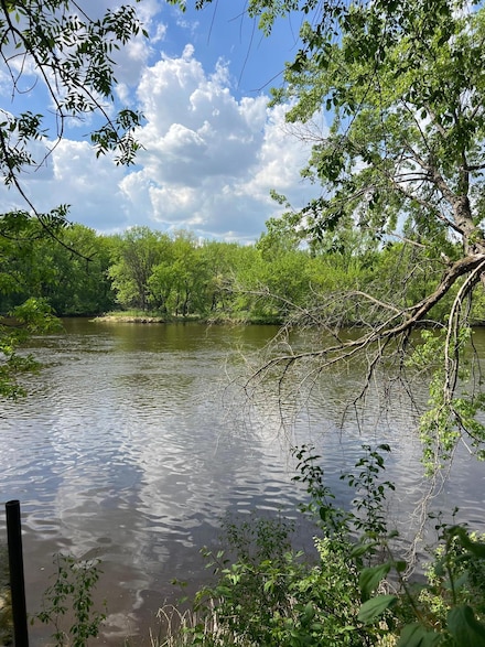 18394 Riverwood Dr, Little Falls, MN 56345