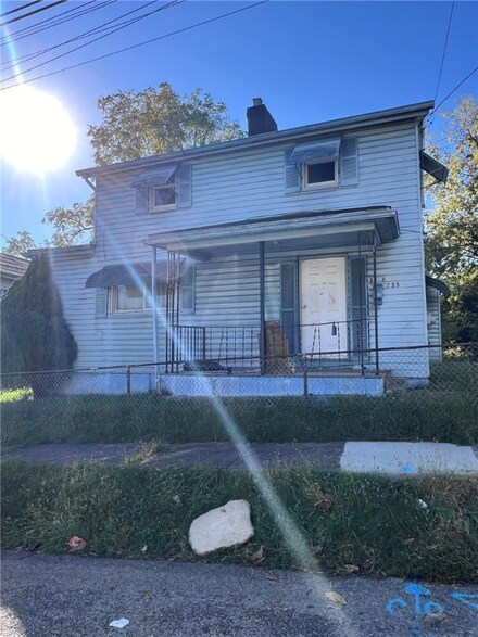 235 Marion St, Mc Kees Rocks, PA 15136