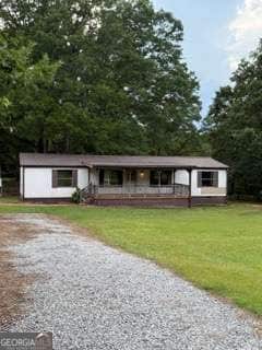 98 Alexander Rd, Grantville, GA 30220